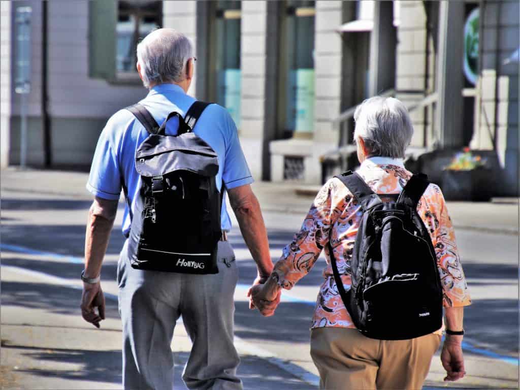 Solteros50: Opiniones y experiencias (2024). Hombre y mujer.